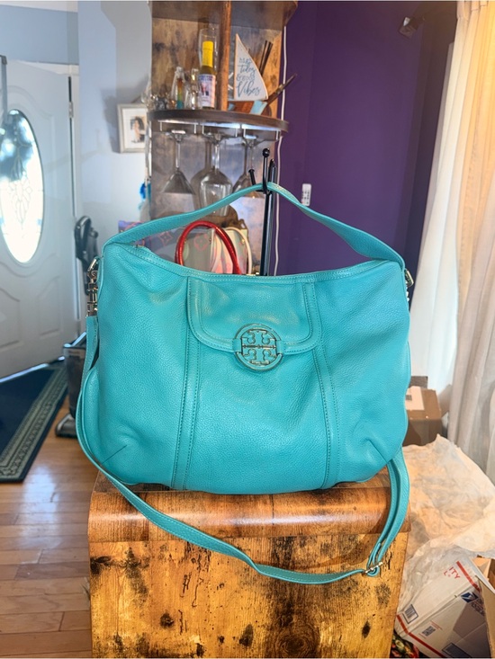Tory Burch Handbags - Tory Burch Turquoise 2 way bag and matching wallet! NWOT